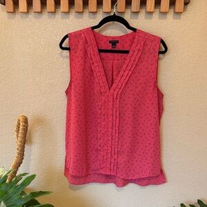 Ann Taylor Coral Sleeveless Blouse (L)